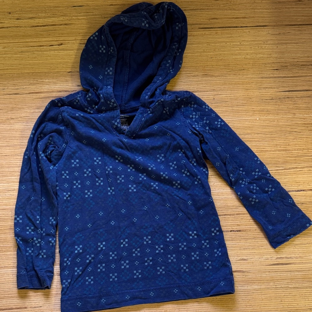 Tea Shirt with Hood